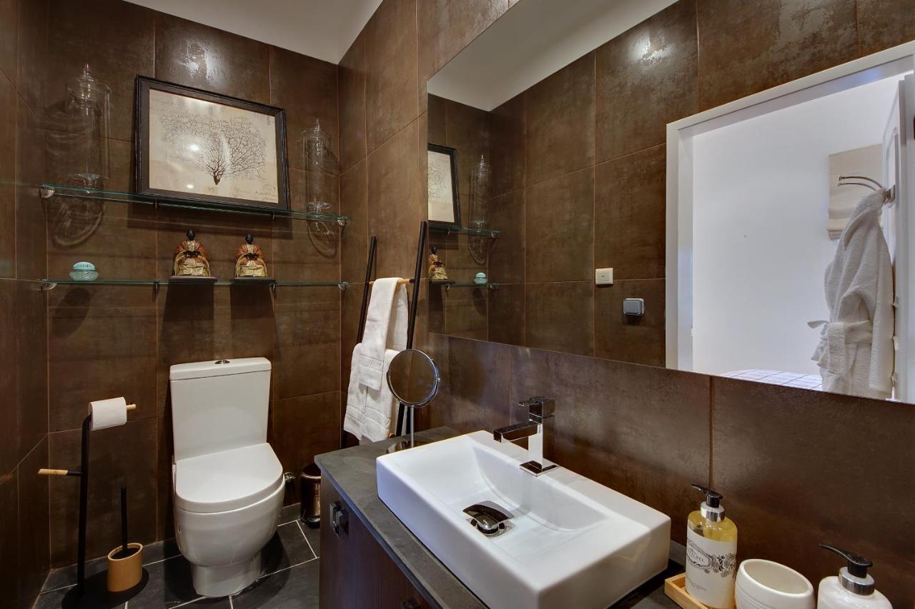 Casa Latino - Oceanfront - Luxury & Charming Villa- Jacuzzi At Rooftop By DreamvillasАлбуфейра Екстериор снимка