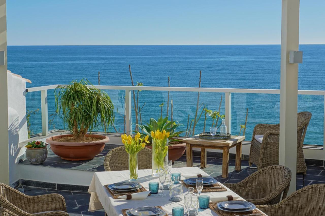 Casa Latino - Oceanfront - Luxury & Charming Villa- Jacuzzi At Rooftop By DreamvillasАлбуфейра Екстериор снимка