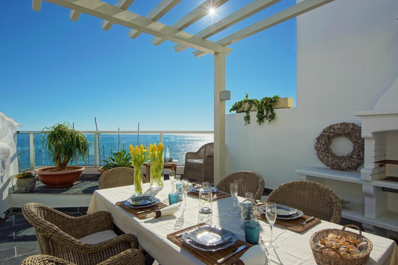 Casa Latino - Oceanfront - Luxury & Charming Villa- Jacuzzi At Rooftop By DreamvillasАлбуфейра Екстериор снимка