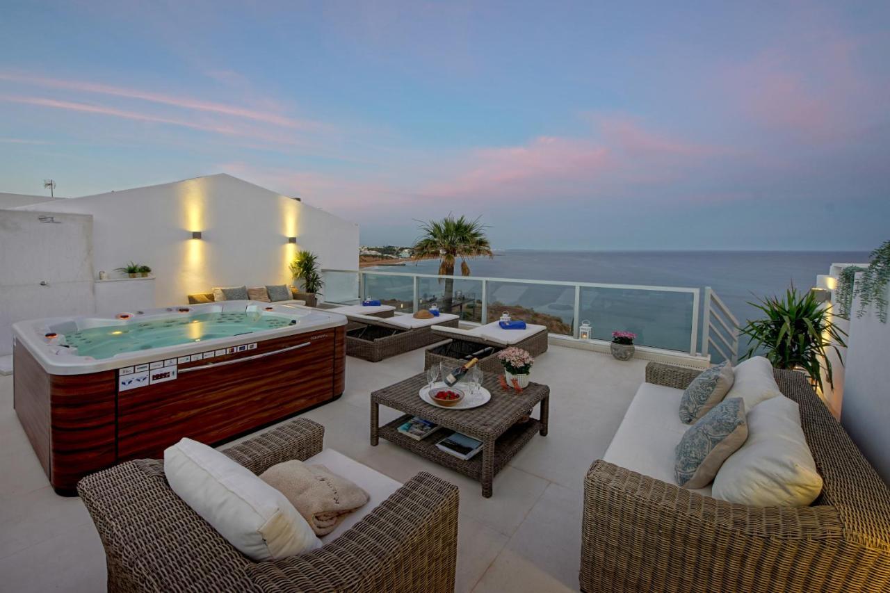 Casa Latino - Oceanfront - Luxury & Charming Villa- Jacuzzi At Rooftop By DreamvillasАлбуфейра Екстериор снимка